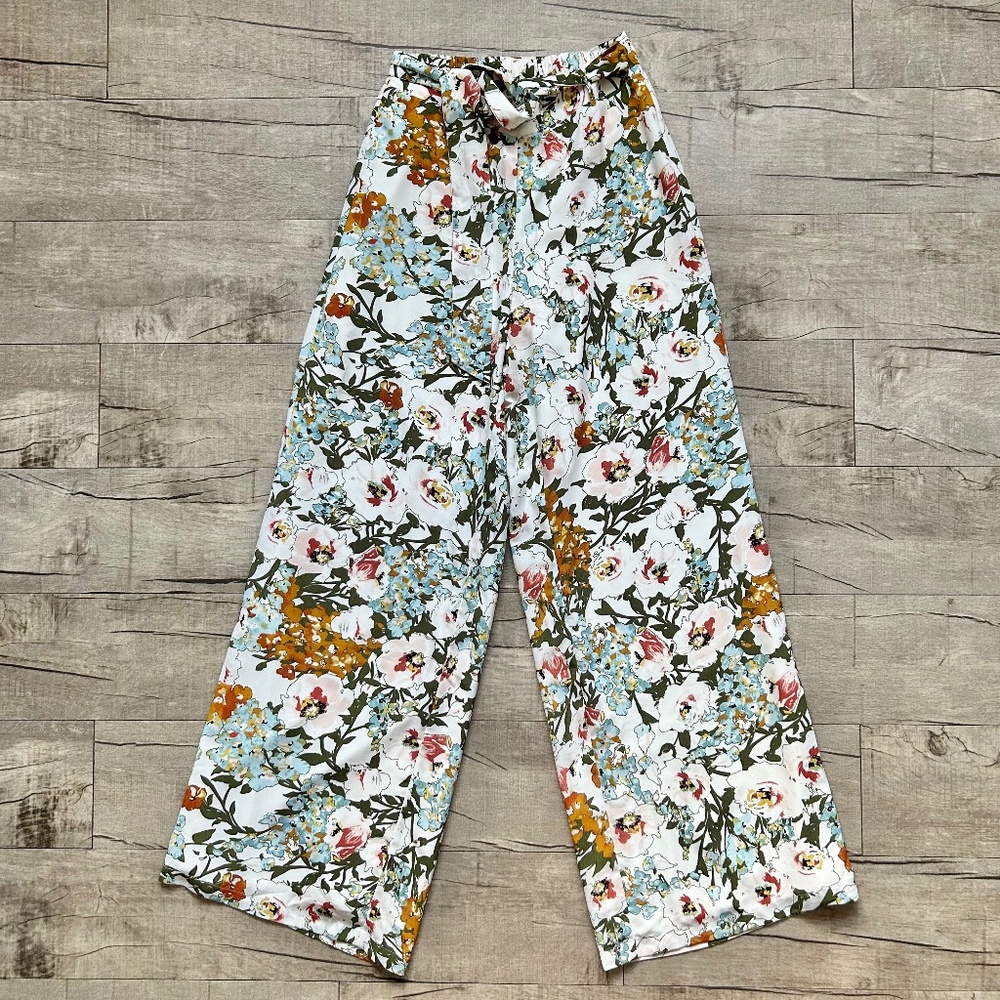 Lucy Paris White Floral Wide Leg Boho Lightweight Tie Waist Pants Coquette XS